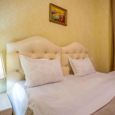 Hotel Vladi Кутаїсі Екстер'єр фото