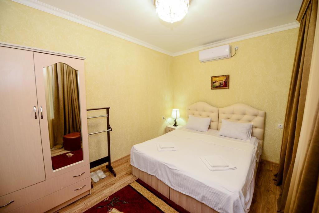 Hotel Vladi Кутаїсі Екстер'єр фото