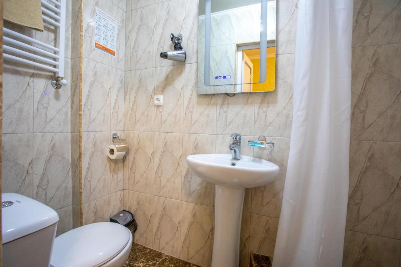 Hotel Vladi Кутаїсі Екстер'єр фото