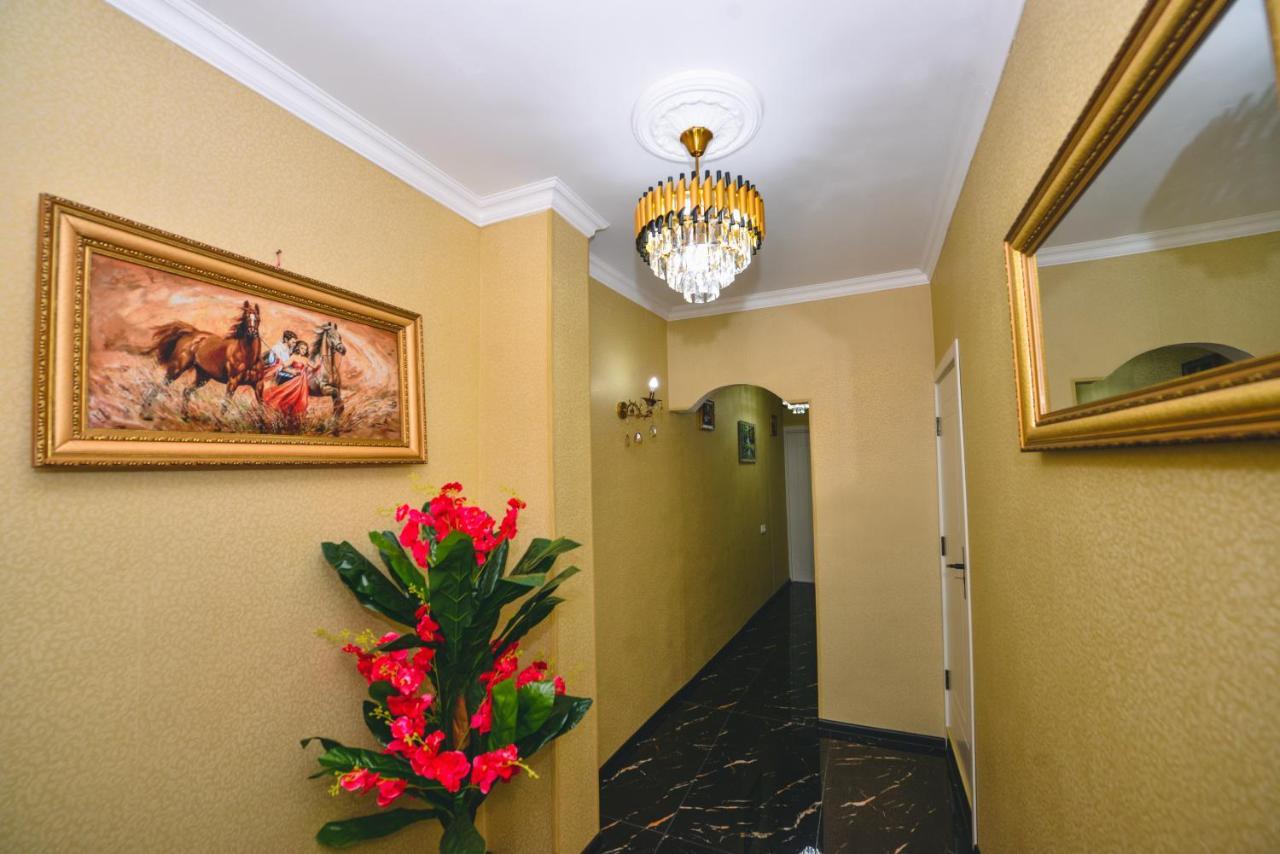 Hotel Vladi Кутаїсі Екстер'єр фото