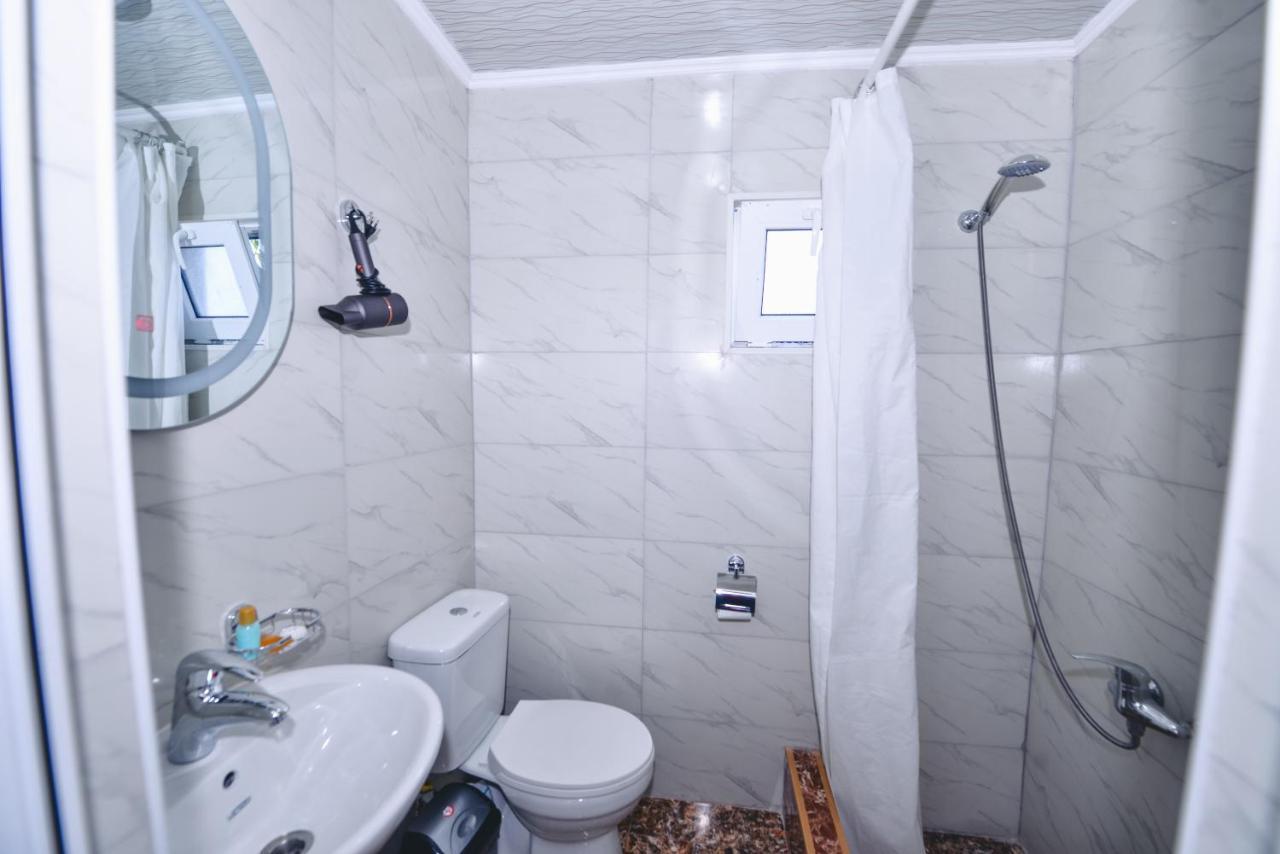 Hotel Vladi Кутаїсі Екстер'єр фото